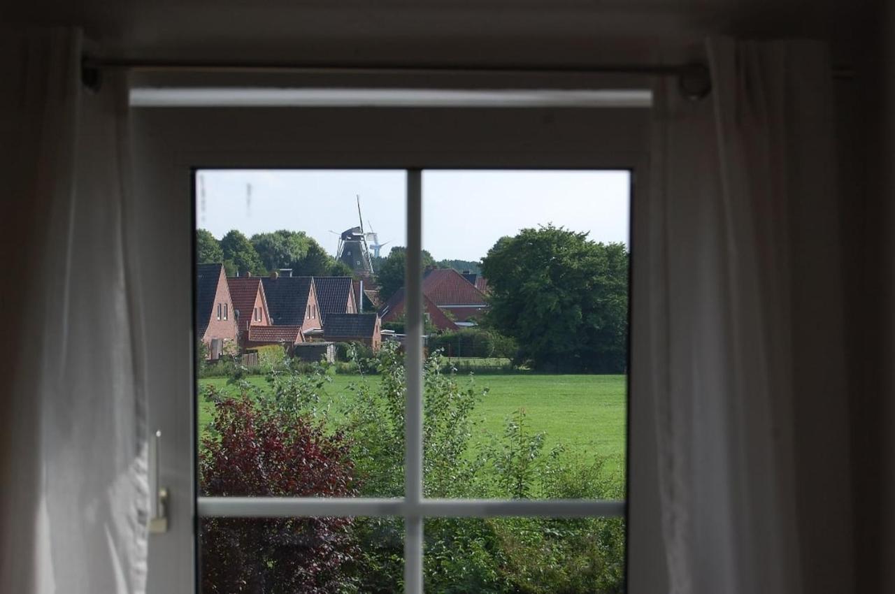 Ferienwohnung Im Gulfhof Krummhörn Dış mekan fotoğraf